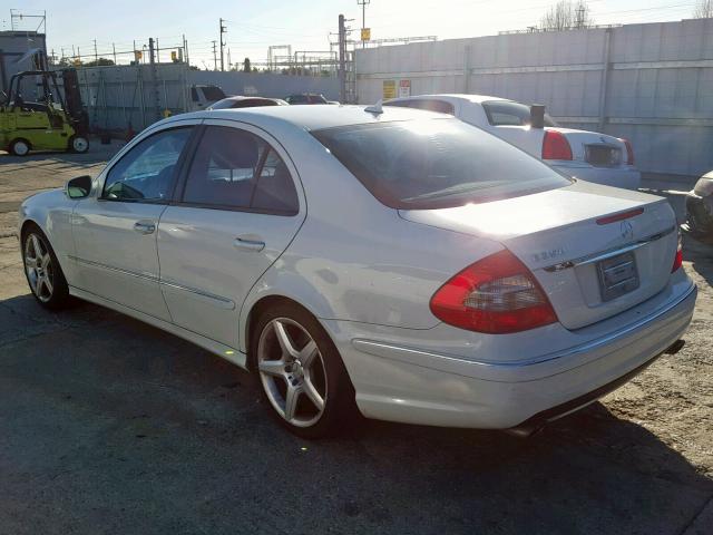 WDBUF56X99B420972 - 2009 MERCEDES-BENZ E 350 WHITE photo 3