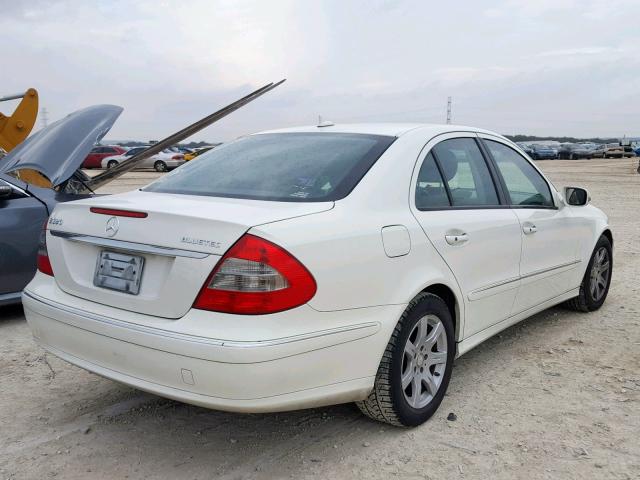 WDBUF22X78B288586 - 2008 MERCEDES-BENZ E 320 CDI WHITE photo 4