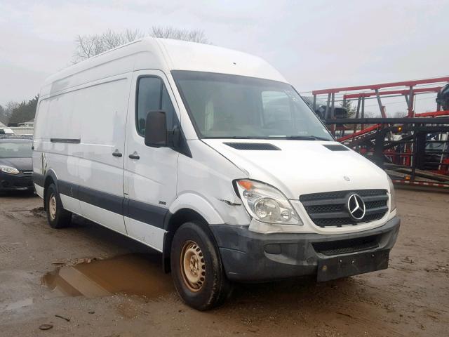 WD3PE8CB7C5693937 - 2012 MERCEDES-BENZ SPRINTER 2 WHITE photo 1