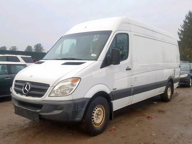 WD3PE8CB7C5693937 - 2012 MERCEDES-BENZ SPRINTER 2 WHITE photo 2