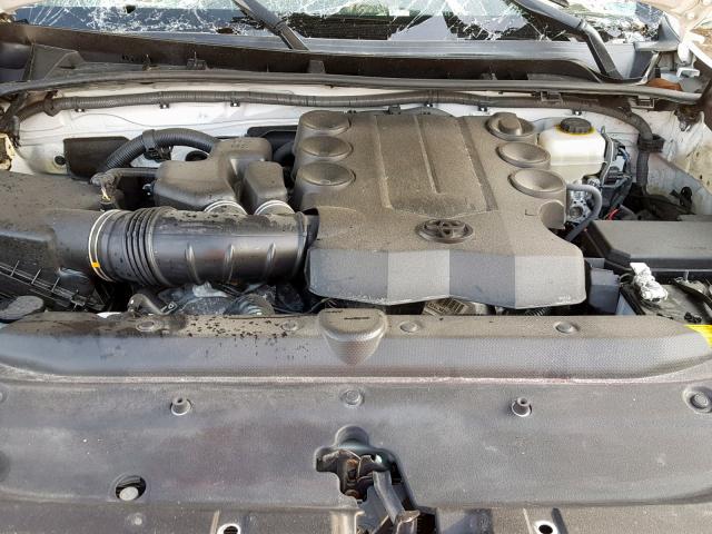JTEBU5JR4G5281378 - 2016 TOYOTA 4RUNNER SR WHITE photo 7