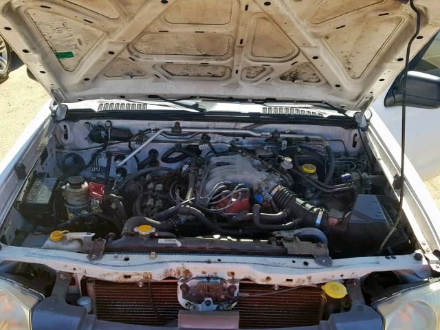 1N6ED27T93C435587 - 2003 NISSAN FRONTIER C WHITE photo 7