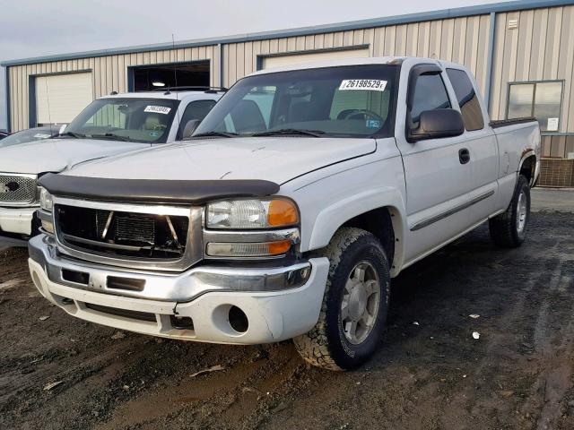 2GTEK19T741217560 - 2004 GMC NEW SIERRA WHITE photo 2