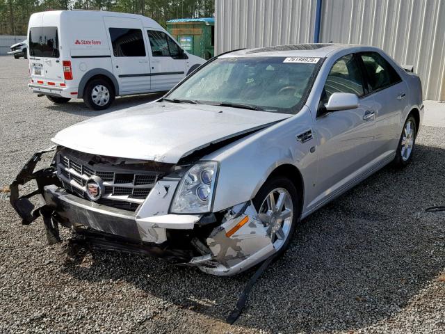 1G6DZ67A090174319 - 2009 CADILLAC STS SILVER photo 2