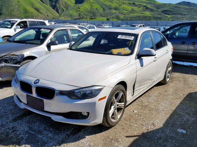 WBA3C1C51CF432113 - 2012 BMW 328 I SULE WHITE photo 2