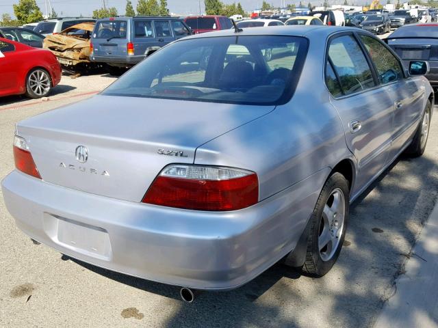 19UUA56713A059624 - 2003 ACURA 3.2TL SILVER photo 4