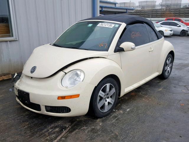 3VWRF31Y96M313563 - 2006 VOLKSWAGEN NEW BEETLE Bej foto 2