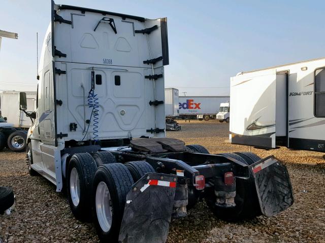 1FUJGLBG8DSFB0044 - 2013 FREIGHTLINER CASCADIA 1 WHITE photo 3