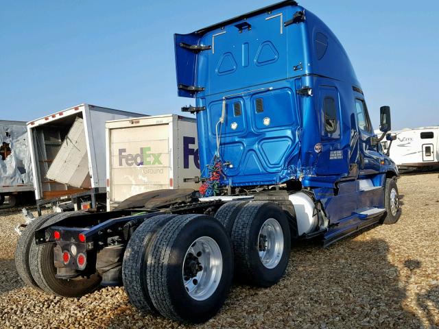 3AKJGLD54FSGB8979 - 2015 FREIGHTLINER CASCADIA 1 BLUE photo 4