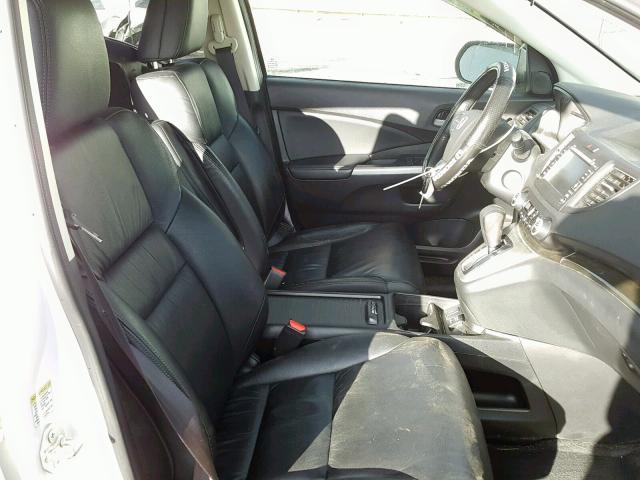 5J6RM4H71DL004237 - 2013 HONDA CR-V EXL WHITE photo 5