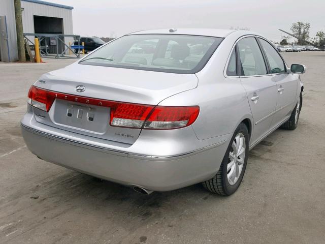 KMHFC46F48A305300 - 2008 HYUNDAI AZERA SE SILVER photo 4