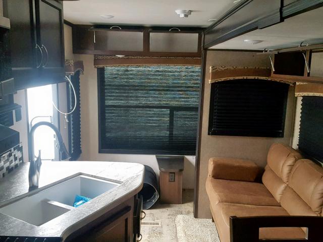 1UJBJ0BR4J1T70560 - 2018 JAYCO JAYFLIGHT  BEIGE photo 8