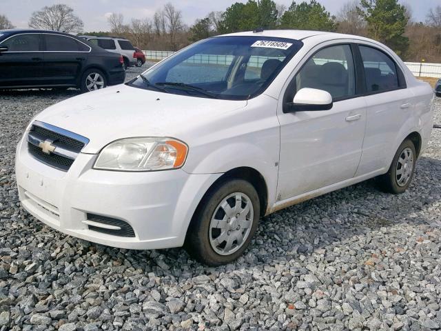 KL1TD56E39B624997 - 2009 CHEVROLET AVEO LS WHITE photo 2