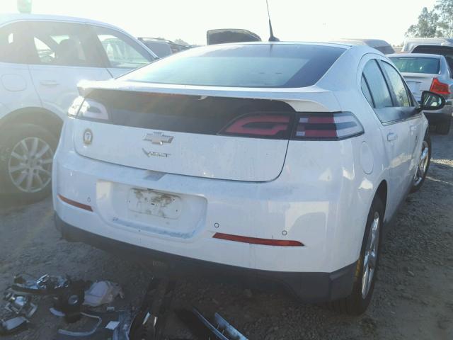 1G1RB6E45DU136356 - 2013 CHEVROLET VOLT WHITE photo 4