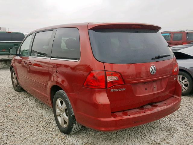 2V8HW34169R586393 - 2009 VOLKSWAGEN ROUTAN SE RED photo 3