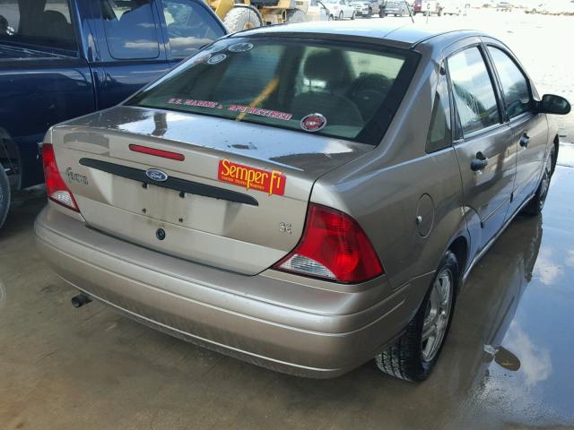 1FAFP343X4W102698 - 2004 FORD FOCUS SE C BEIGE photo 4