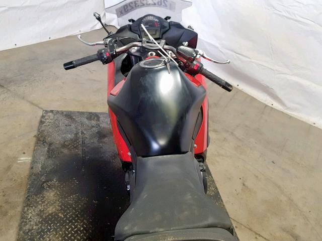 JKAEXEE17EDA16743 - 2014 KAWASAKI EX650 E BLACK photo 5