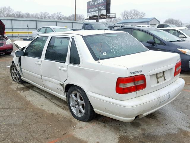 YV1LS55AXX2604105 - 1999 VOLVO S70 WHITE photo 3