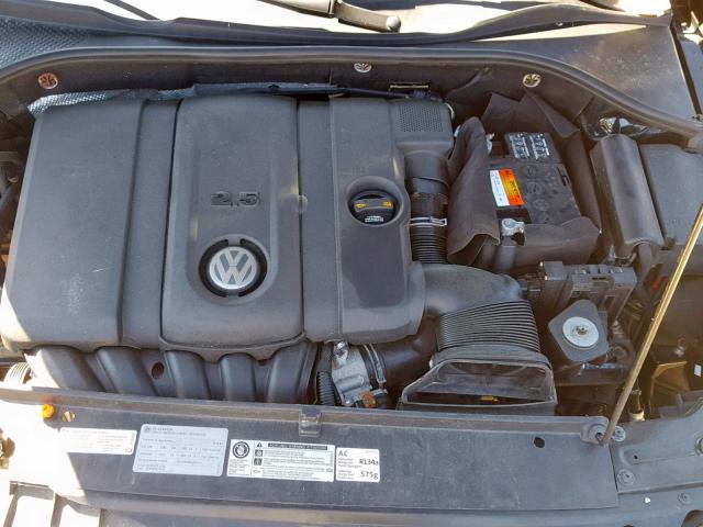 1VWAP7A36DC068497 - 2013 VOLKSWAGEN PASSAT S BLACK photo 7