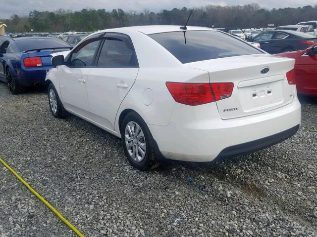 KNAFU4A22D5731296 - 2013 KIA FORTE EX WHITE photo 3