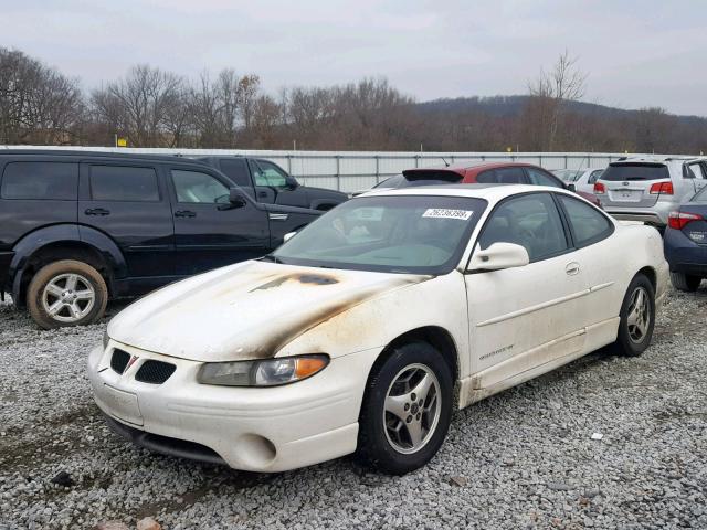 1G2WP12K32F241825 - 2002 PONTIAC GRAND PRIX WHITE photo 2