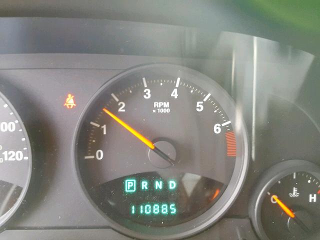 1J4NT4FB0AD655678 - 2010 JEEP COMPASS SP 银色 照片 8