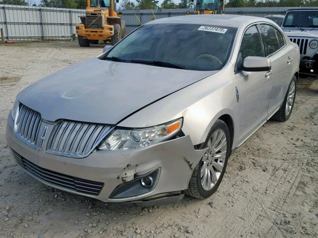 1LNHM93R49G613454 - 2009 LINCOLN MKS GOLD photo 2