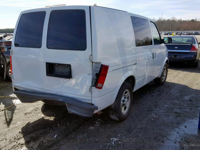 1GCDM19XX5B109072 - 2005 CHEVROLET ASTRO WHITE photo 4