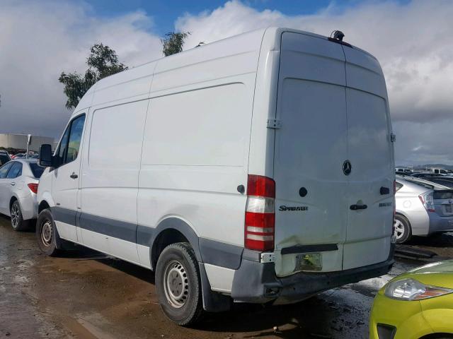 WD3PE7CC0D5781880 - 2013 MERCEDES-BENZ SPRINTER 2 WHITE photo 3