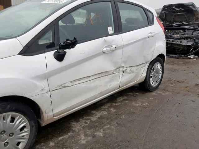 3FADP4TJ2FM222284 - 2015 FORD FIESTA S WHITE photo 9