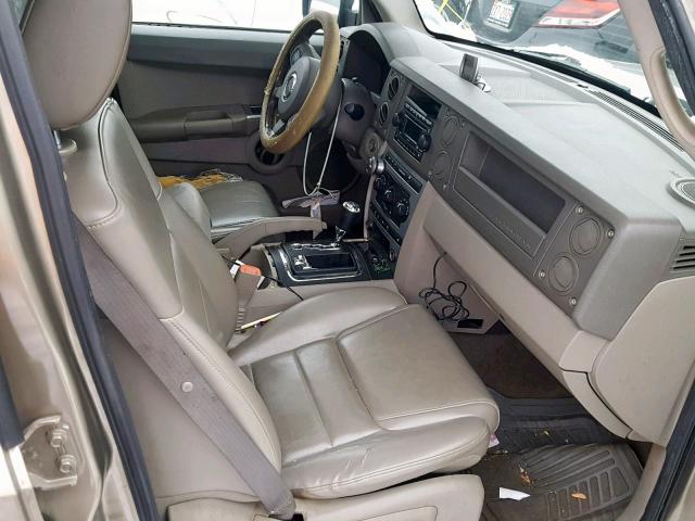 1J8HG48N46C202815 - 2006 JEEP COMMANDER TAN photo 5