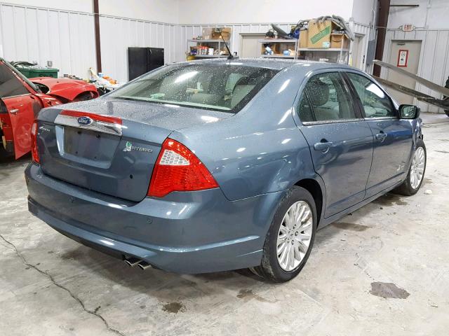 3FADP0L3XBR251216 - 2011 FORD FUSION HYB BLUE photo 4