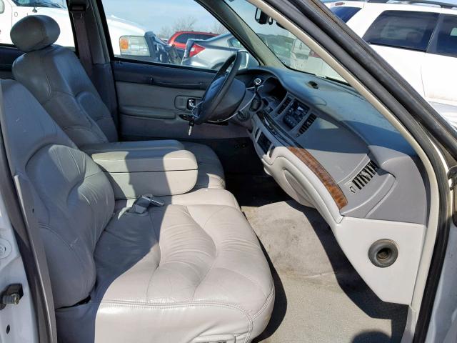 1LNLM82W1VY655502 - 1997 LINCOLN TOWN CAR S WHITE photo 5