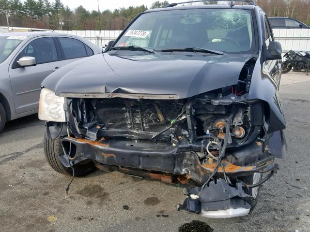 1GKDT13S362341065 - 2006 GMC ENVOY BLACK photo 9