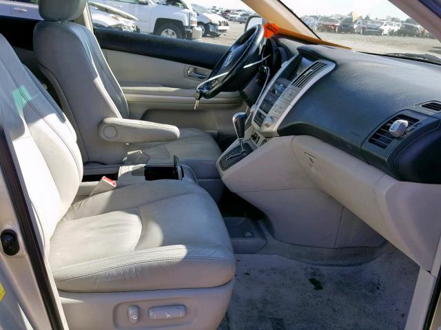 JTJHW31U960032732 - 2006 LEXUS RX 400 SILVER photo 5