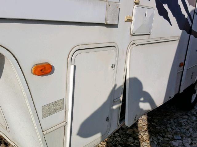 4YDF285294D507875 - 2004 KEYSTONE MONTANA RED photo 6