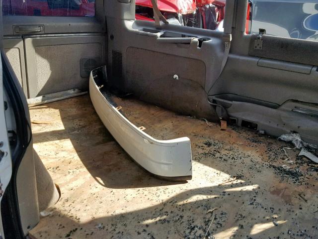 1GNEL19X53B143027 - 2003 CHEVROLET ASTRO WHITE photo 6