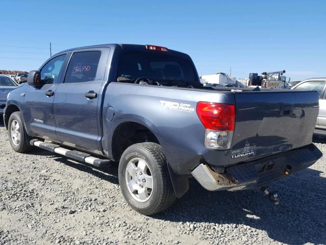 5TFEV54149X070175 - 2009 TOYOTA TUNDRA CRE GRAY photo 3