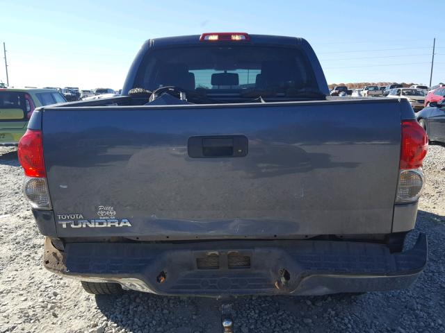 5TFEV54149X070175 - 2009 TOYOTA TUNDRA CRE GRAY photo 9