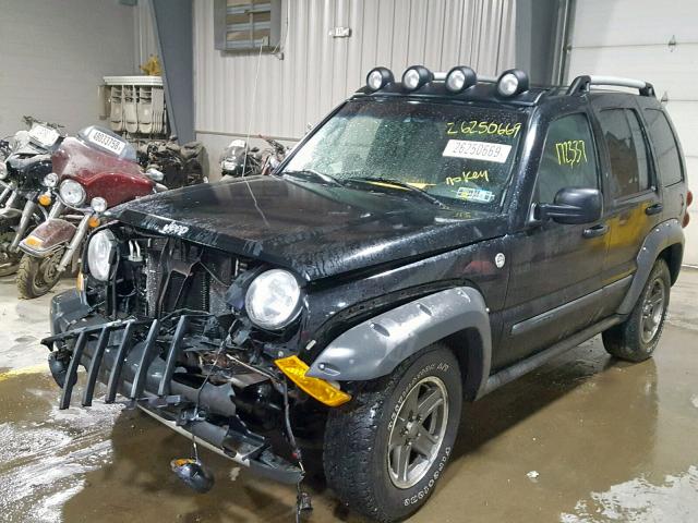 1J4GL38K35W546755 - 2005 JEEP LIBERTY RE BLACK photo 2