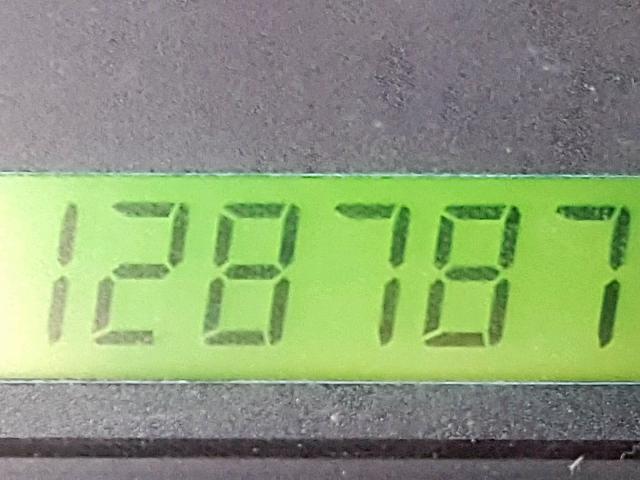 KL1TD5DE0AB115358 - 2010 CHEVROLET AVEO LS RED photo 8