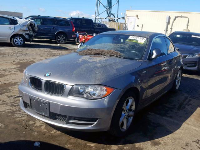 WBAUP9C59AVF49418 - 2010 BMW 128 I GRAY photo 2