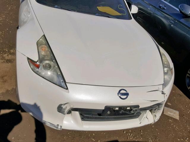 JN1AZ4EH2AM506765 - 2010 NISSAN 370Z WHITE photo 9