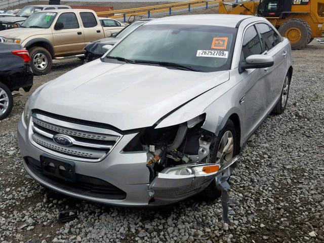 1FAHP2EW8AG105214 - 2010 FORD TAURUS SEL SILVER photo 2