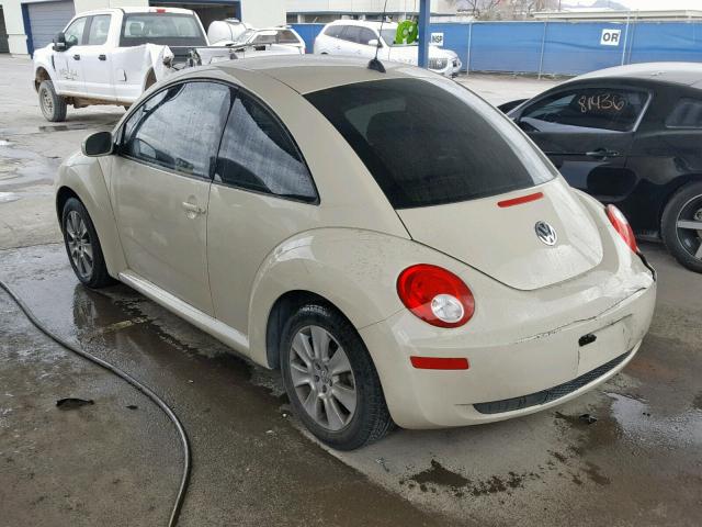3VWPG31C38M520753 - 2008 VOLKSWAGEN NEW BEETLE Weiß Foto 3