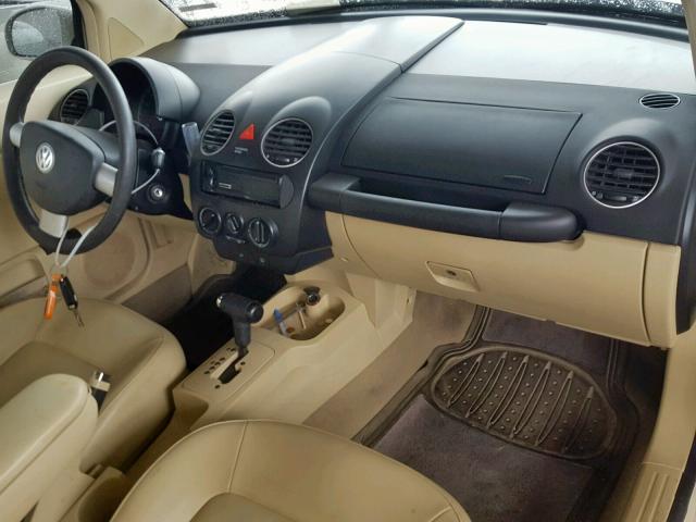 3VWPG31C38M520753 - 2008 VOLKSWAGEN NEW BEETLE Weiß Foto 9