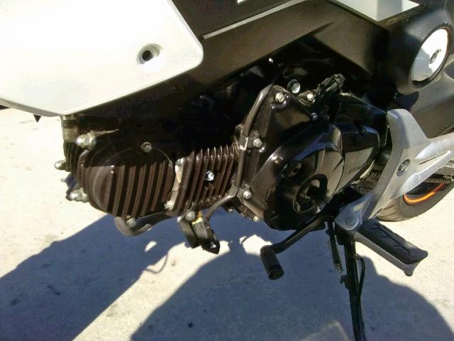 MLHJC6116F5100408 - 2015 HONDA GROM 125 TWO TONE photo 7