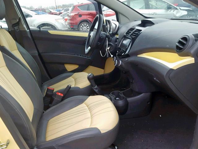 KL8CC6S92DC520524 - 2013 CHEVROLET SPARK 1LT YELLOW photo 5