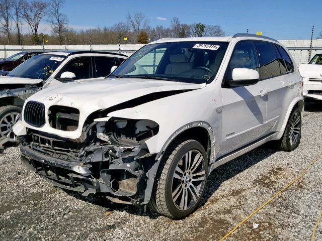 5UXZV8C57D0C16658 - 2013 BMW X5 XDRIVE5 WHITE photo 2