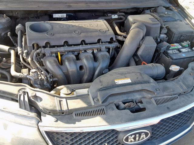 KNAFU4A21A5811765 - 2010 KIA FORTE EX BLACK photo 7